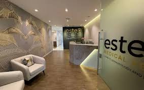 este-clinic-reception-1